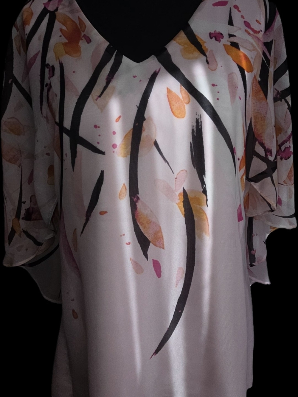 Laura Flowy Chiffon Style Women’s Watercolor Floral V-Neck Blouse - Blush - Picture 3 of 12